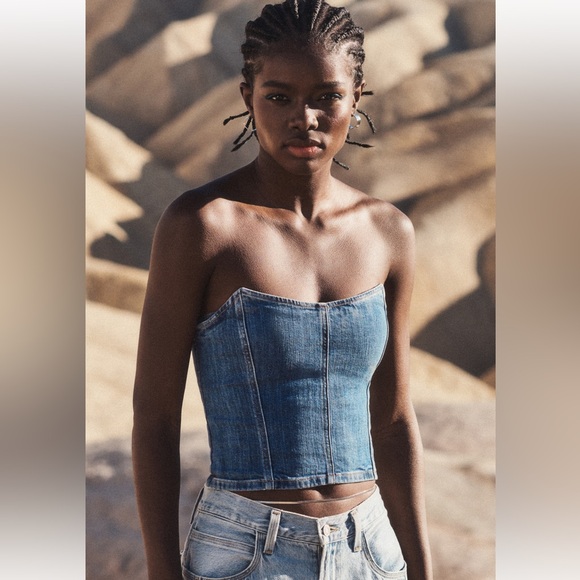 Le Jean Avery Corset - Picture 1 of 14